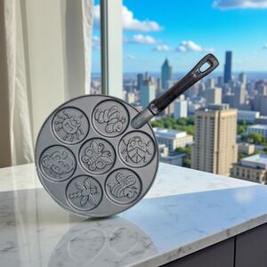 Nordic Ware Backyard Friends Silver Dollar Pancake Skillet 10 1/2" NonStick